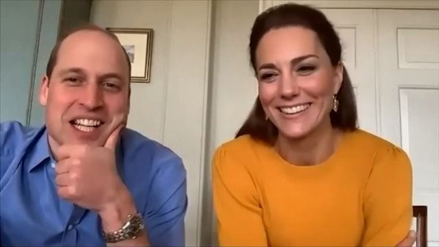 Tak vypadá královský videochat: Princ William s chotí Kate pobavili děti